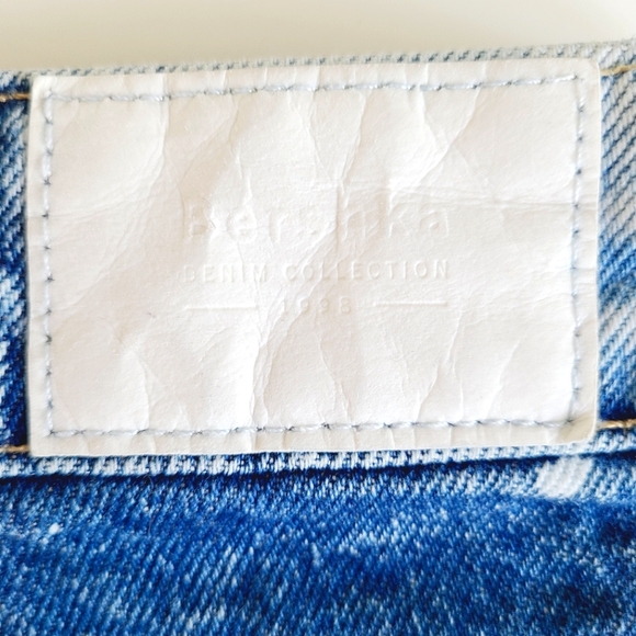 Bershka High Rise Blue Denim Shorts - Picture 3 of 5